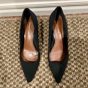 Donald J Pilner Black Kitten Heel Pumps. Size 10